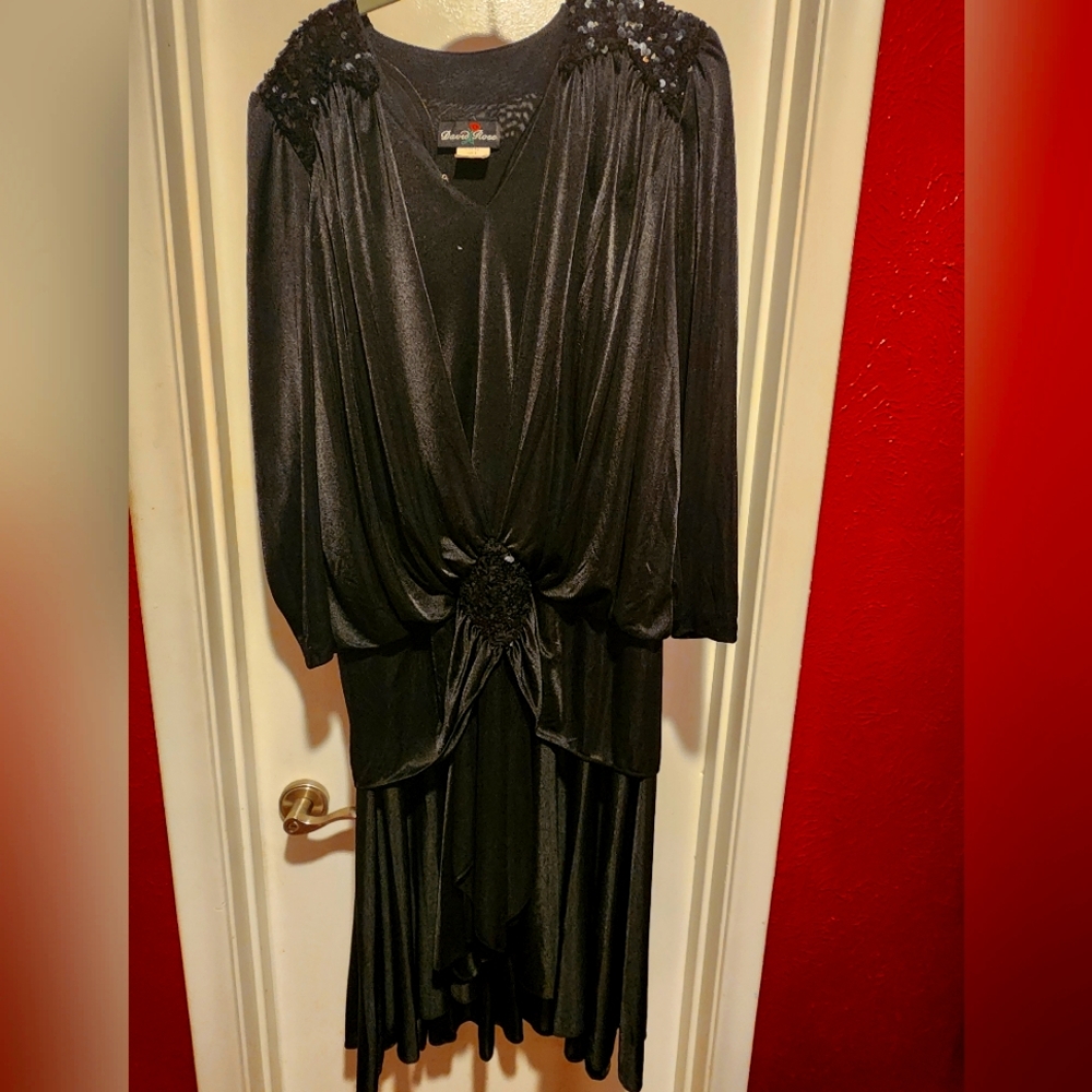 David Rose black size 12 midi dress with long sleeves.